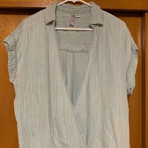 Francesca’s Denim wrap top